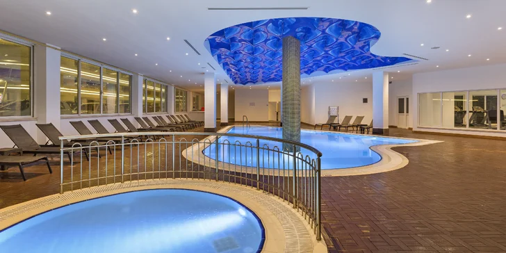 Turecká riviéra: letenky v ceně, 5* hotel s aquaparkem a pláží, ultra all inclusive i animace