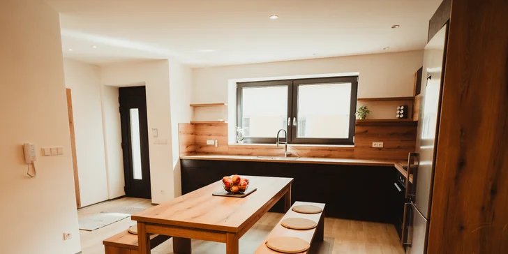 Rodinný hotel na jižní Moravě: vyhlášená restaurace, moravské víno a skvělá lokalita u jezer