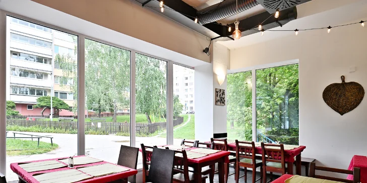 Klasické i vegetariánské indické menu na pražském Motole pro 1 i 2 osoby