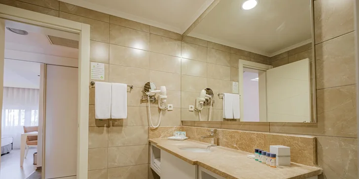 4* hotel v Turecku včetně letenky: all inclusive, bazény, animace pro děti i dospělé