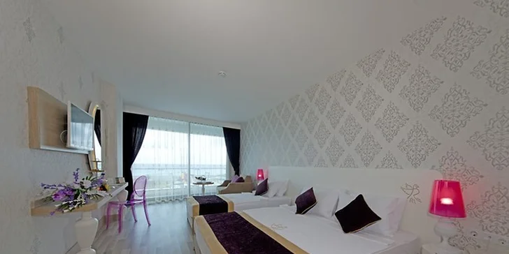 Turecko letecky: 5* resort s vlastní pláží a aquaparkem, all inclusive i animační program