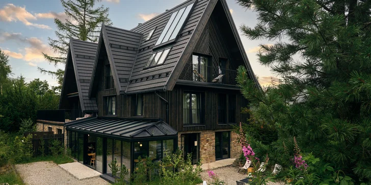 Odpočiňte si uprostřed přírody: luxusní boutique resort se snídaní a wellness u Tatranského národního parku