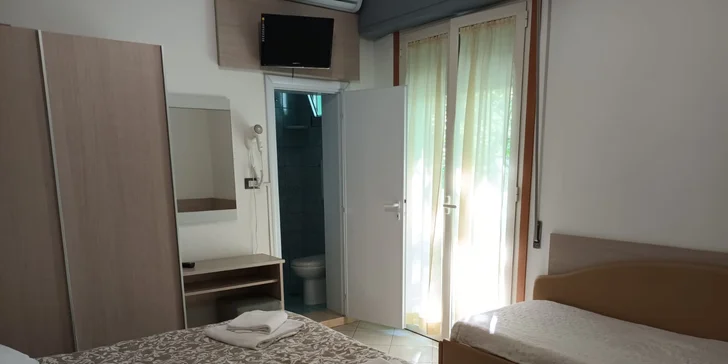 Pohodová dovolená v Rimini: 3* hotel kousek od pláže, snídaně i polopenze, výlety