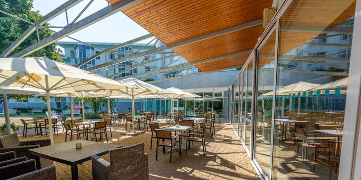4* hotel s polopenzí, snídaní či all inclusive a neomezeným wellness, v létě i bazén