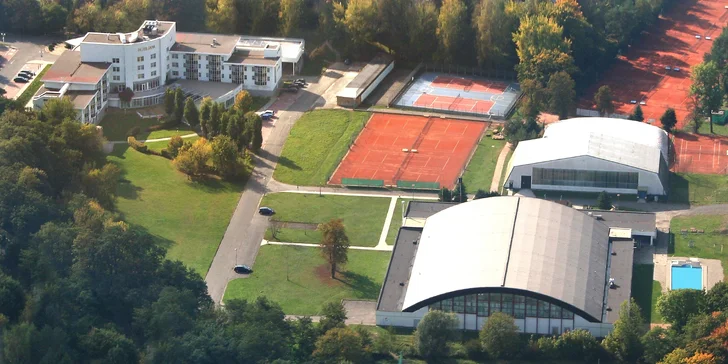 4* hotel s polopenzí, snídaní či all inclusive a neomezeným wellness, v létě i bazén