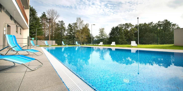 Dovolená v Železných horách: vila nebo chatka, venkovní bazén a wellness, varianty se snídaní