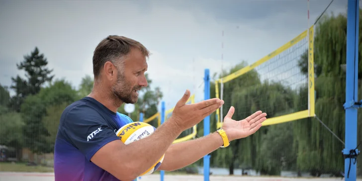 Beachvolejbal jako profík: 90minutový trénink ve Střešovicích nebo Žlutých lázních
