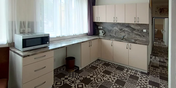 Apartmány se 2 nebo 3 ložnicemi v klidné části Karlových Varů