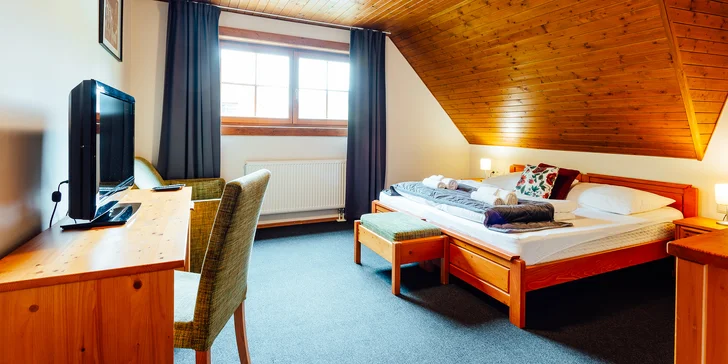 Skvělý odpočinek pro páry i rodiny: snídaně a relax v bazénech a saunách