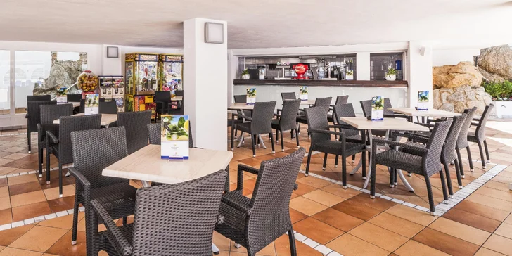 Mallorca letecky: 3* hotel přímo u moře, all inclusive, bazén, denní animační program i diskotéka