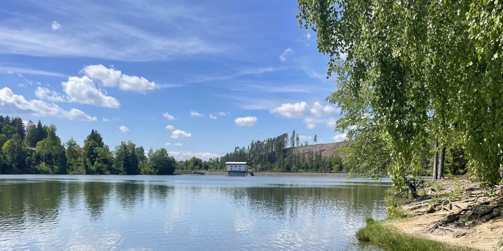 Horský hotel v Beskydech: snídaně, neomezeně dva bazény i sauna