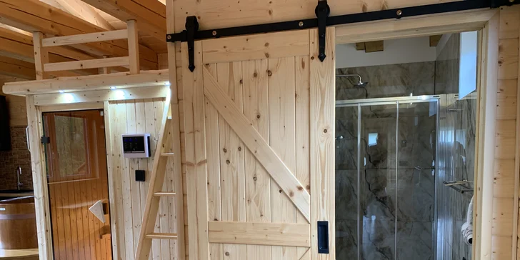 Nový apartmán v Jizerkách: wellness, pivní pípa, terasa i kuchyňka