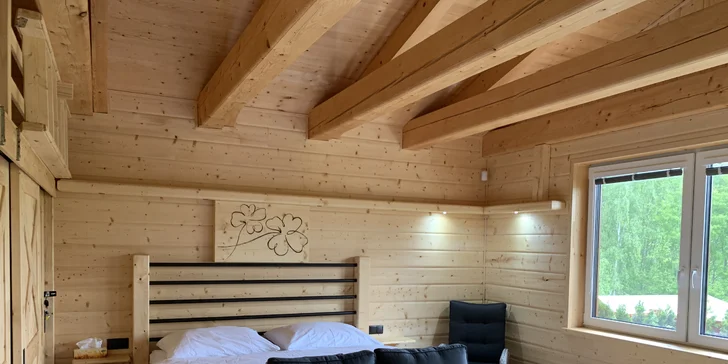 Nový apartmán v Jizerkách: wellness, pivní pípa, terasa i kuchyňka