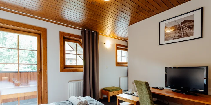Skvělý odpočinek pro páry i rodiny: snídaně a relax v bazénech a saunách