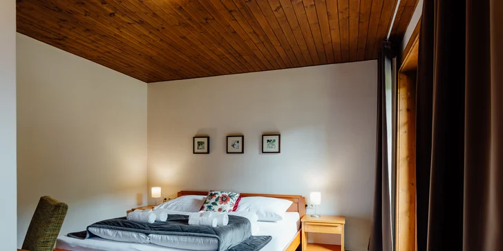 Skvělý odpočinek pro páry i rodiny: snídaně a relax v bazénech a saunách