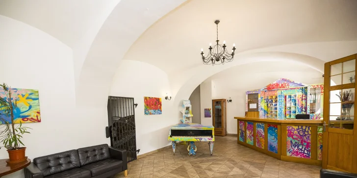 Hotel ve Vranově nad Dyjí: originální design, restaurace a zámek na dosah