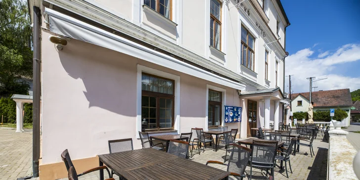 Hotel ve Vranově nad Dyjí: originální design, restaurace a zámek na dosah