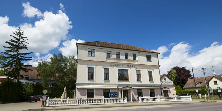 Hotel ve Vranově nad Dyjí: originální design, restaurace a zámek na dosah