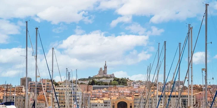 Plavba po Středomoří s českým delegátem: 4 noci na lodi, strava, přímý let