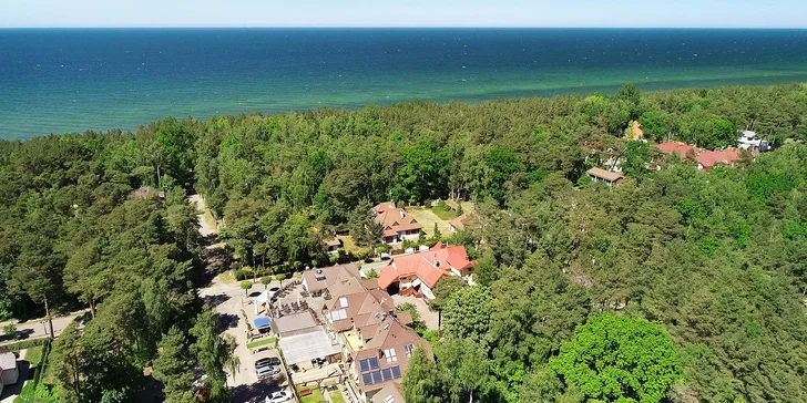 K Baltu s plnou penzí i wellness: útulný hotel kousek od pláže, možnost procedur