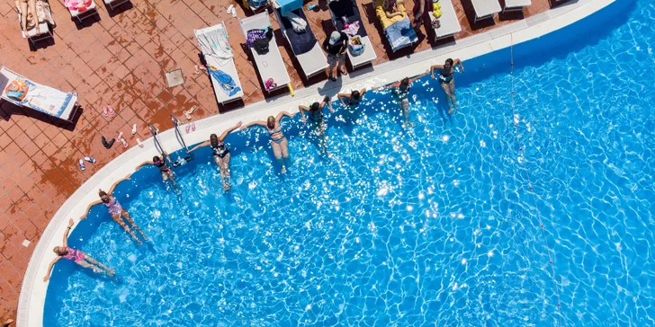 Letecky na Sicílii: Hotel u pláže, all inclusive, sportovní vyžití i bazén