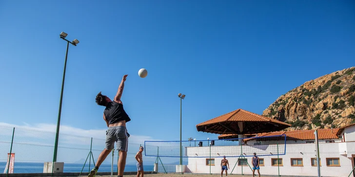Letecky na Sicílii: Hotel u pláže, all inclusive, sportovní vyžití i bazén