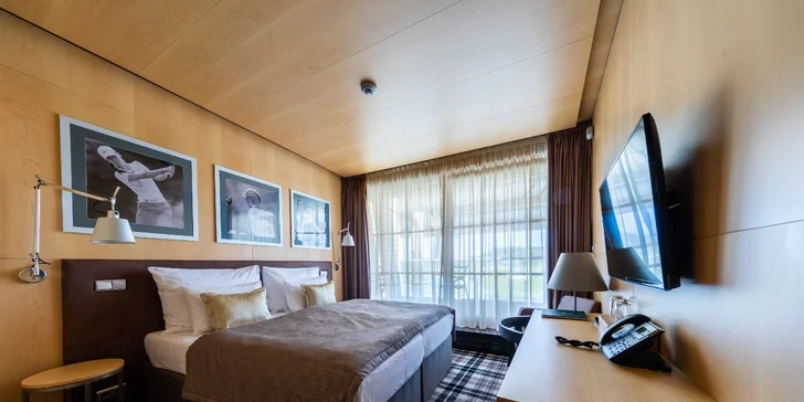 Pobyt v luxusním Panorama Golf Resortu v Posázaví se snídaní i neomezeným vstupem do wellness