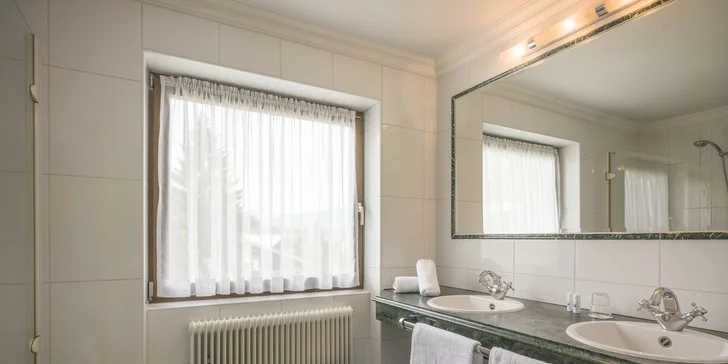 Aktivní dovolená i relax v Rakousku: hotel se snídaní a polopenzí, wellness, sport i výlety