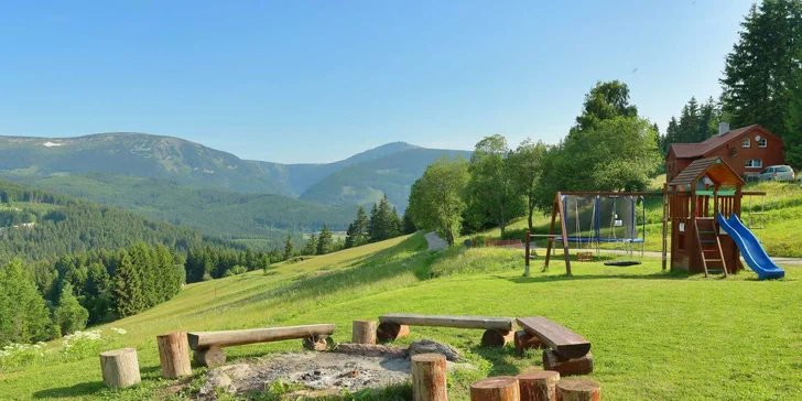 Horský hotel v Peci pod Sněžkou: uprostřed přírody, u turistických tras a se snídaní