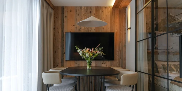 Moderní rezort v Zakopaném: neomezený wellness, snídaně až do postele