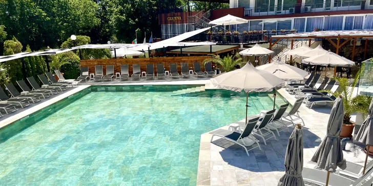 Rodinná dovolená v Bulharsku: hotel 500 m od moře, animační program, nový aquapark, 2 děti zdarma