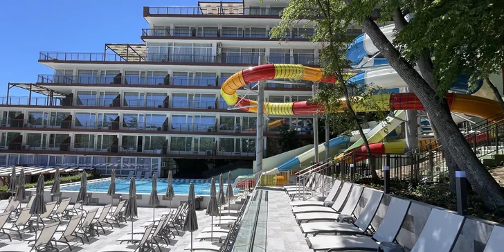 Rodinná dovolená v Bulharsku: hotel 500 m od moře, animační program, nový aquapark, 2 děti zdarma