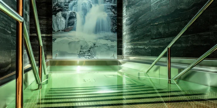 Vstup do aquacentra na 1,5 hod. pro děti i dospělé: wellness, bazén i tobogán