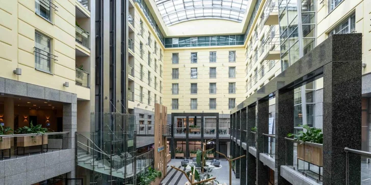 Moderní hotel v srdci Starého Města ve Wrocławi: pobyt se snídaní a welcome drinkem