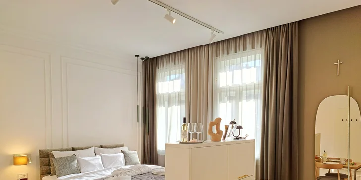 Romantický pobyt v centru barokního Győru: stylové pokoje, snídaně a děti do 1,99 let zdarma