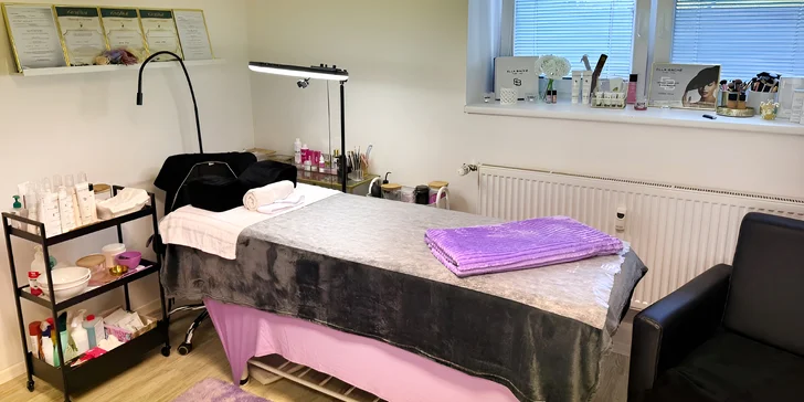 Kosmetické balíčky: základní nebo i masáží či anti-aging ošetřením