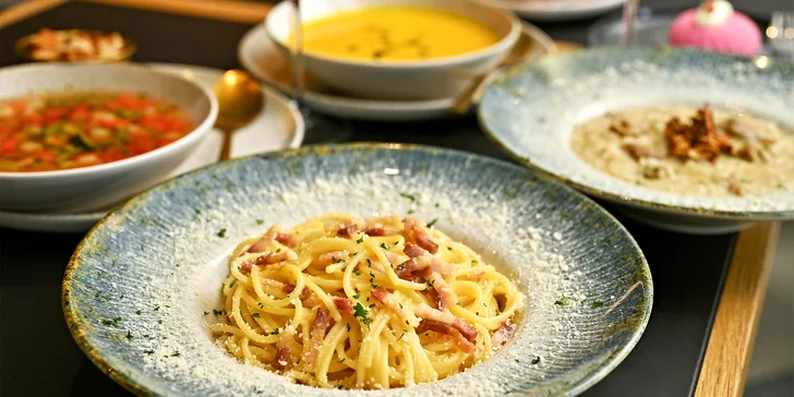 3chod. italské degustační menu pro dva: polévka, hlavní chod, dezert i víno