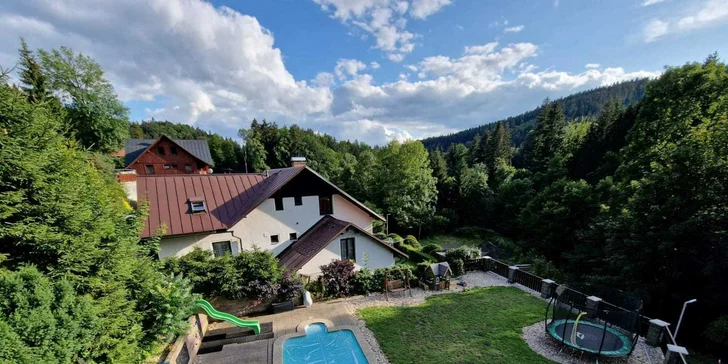 Pobyt v Krkonoších: ubytování v moderním apartmánu s privátní saunou a bazénem