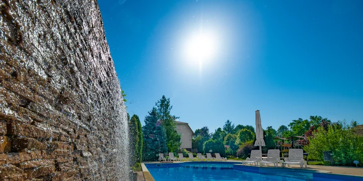 Pohodová dovolená v Maďarsku: 4* hotel nedaleko jezera, polopenze, wellness i karta výhod