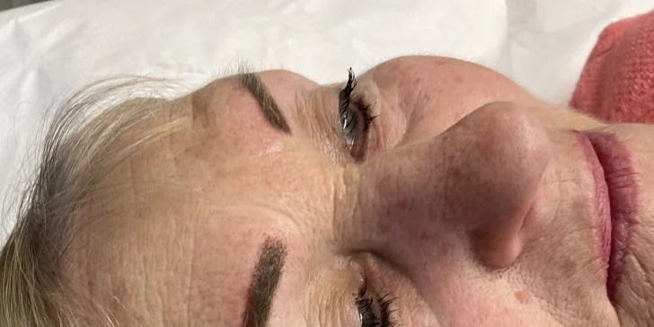 Perfektní make-up za každé stiuace: permanentní oční linky, obočí dle výběru i rty