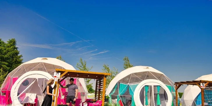 Designové domky v Zatoru jen 100 m od Energylandie: atrakce i SPA zóna přímo v objektu