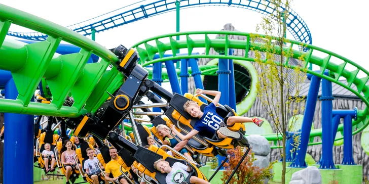 Rodinný resort u zábavního parku Energylandia: domky či kupole s terasou i vířivkou, bazény a snídaně
