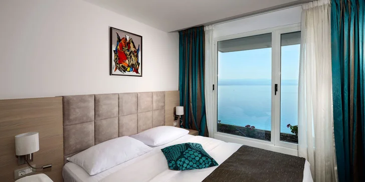 Chorvatská Opatija: 3* hotel přímo na promenádě, polopenze, infinity bazén
