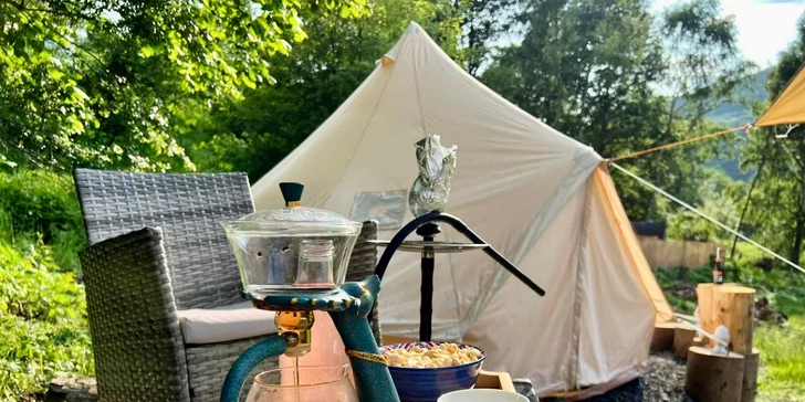 Romantický glamping ve stanu: pro 2–3 osoby, vč. snídaně, 50 m od řeky Ohře