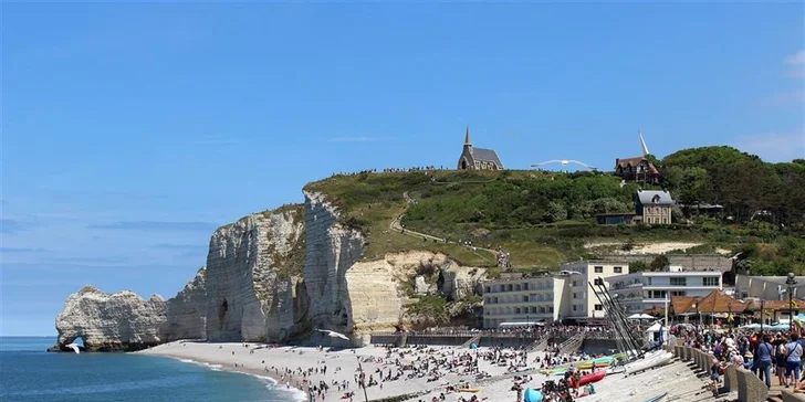 Poznávací zájezd do Normandie vč. hotelu se snídaní a dopravy: památky i koupání