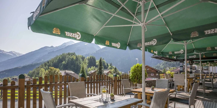 Dovolená v rakouském údolí Zillertal: horský hotel s polopenzí a saunovým světem