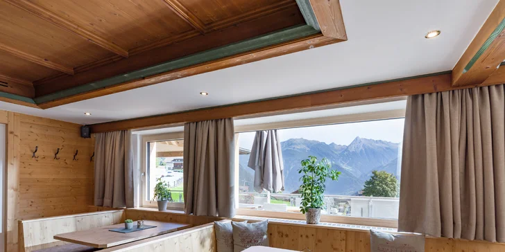 Dovolená v rakouském údolí Zillertal: horský hotel s polopenzí a saunovým světem