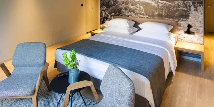 Dovolená u Dubrovníku: hotel kousek od pláže, snídaně i střešní bazén