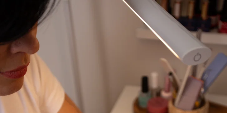 Manikúra, pedikúra a kompletní balíčky i vč. aplikace gel laku a masáže nohou