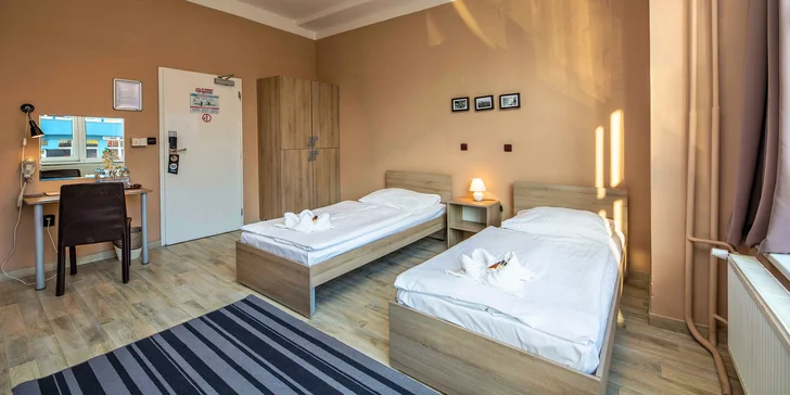 Hostel v pražských Holešovicích, vč. bufetové snídaně, bazénu a sauny